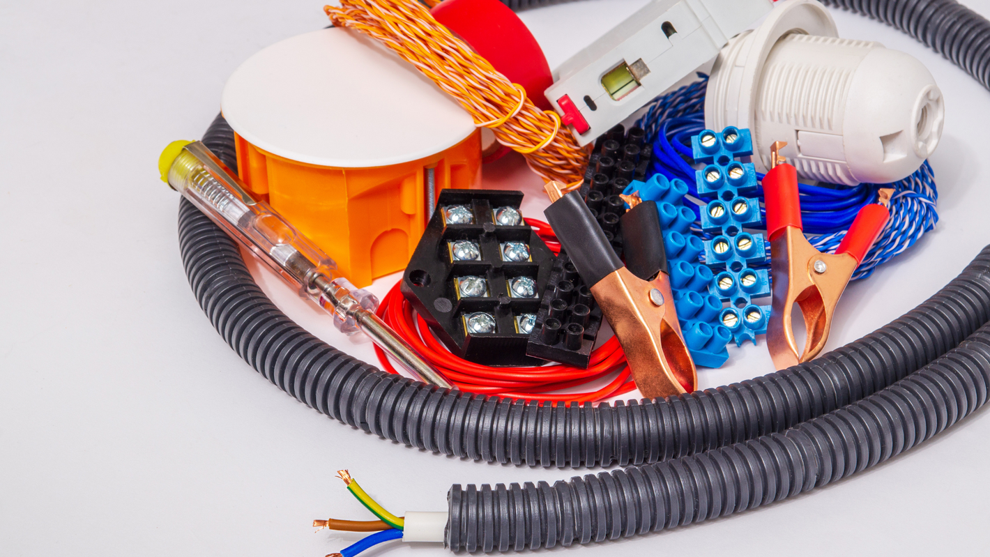 Cables & Connectors
